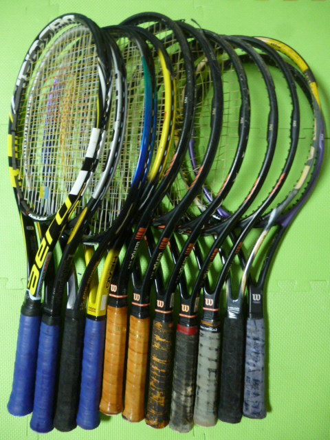 10本のテニスラケット